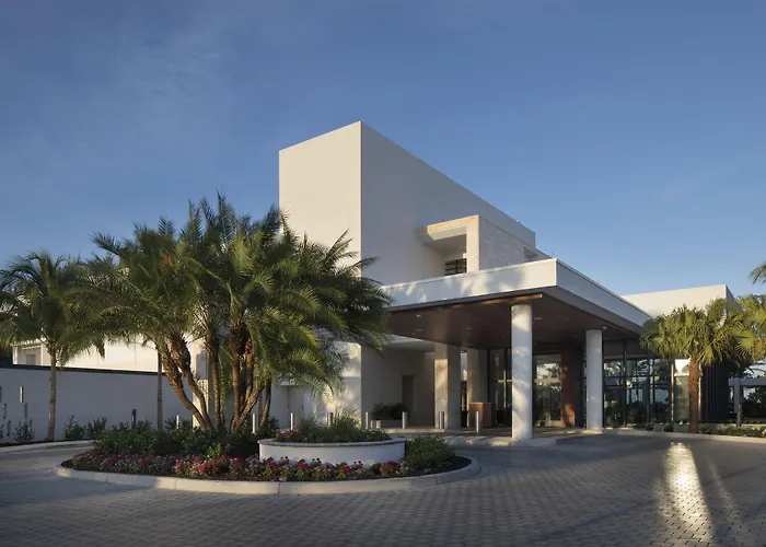 Central hotel: Zota Beach Resort